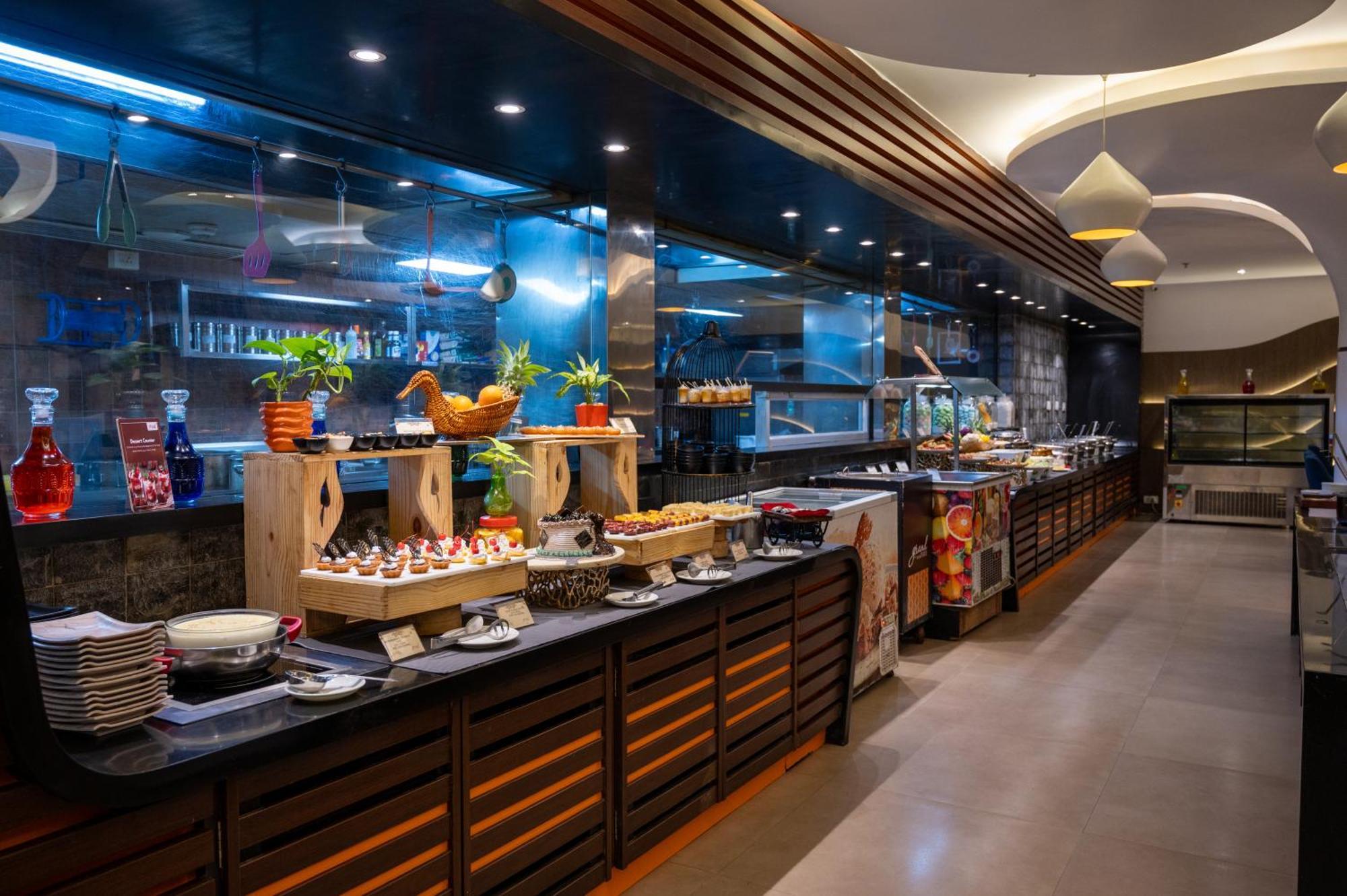 Grand Kakinada By Grt Hotels Luaran gambar