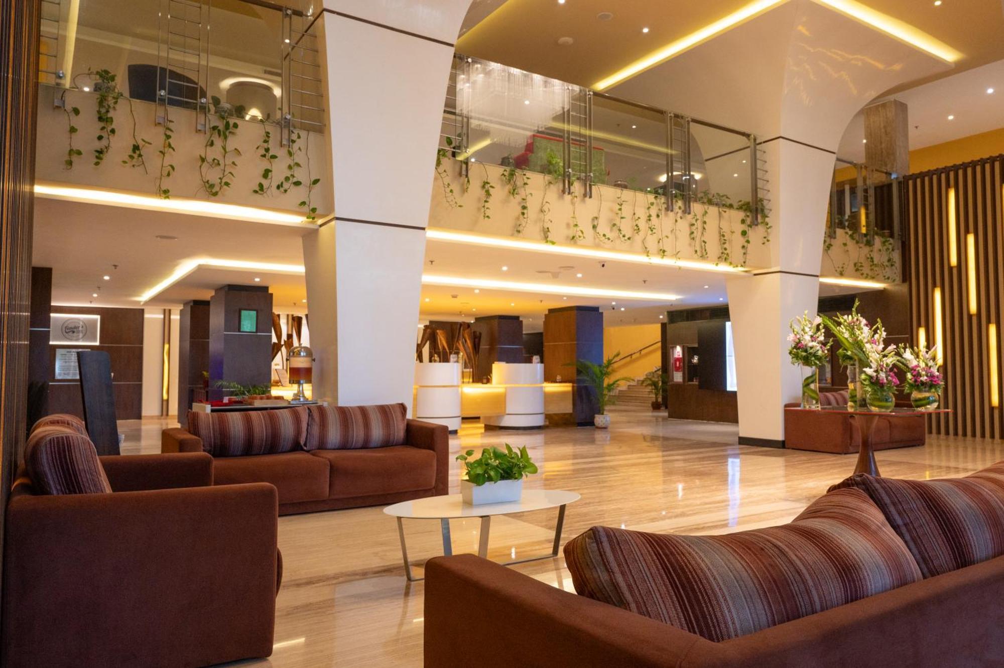 Grand Kakinada By Grt Hotels Luaran gambar