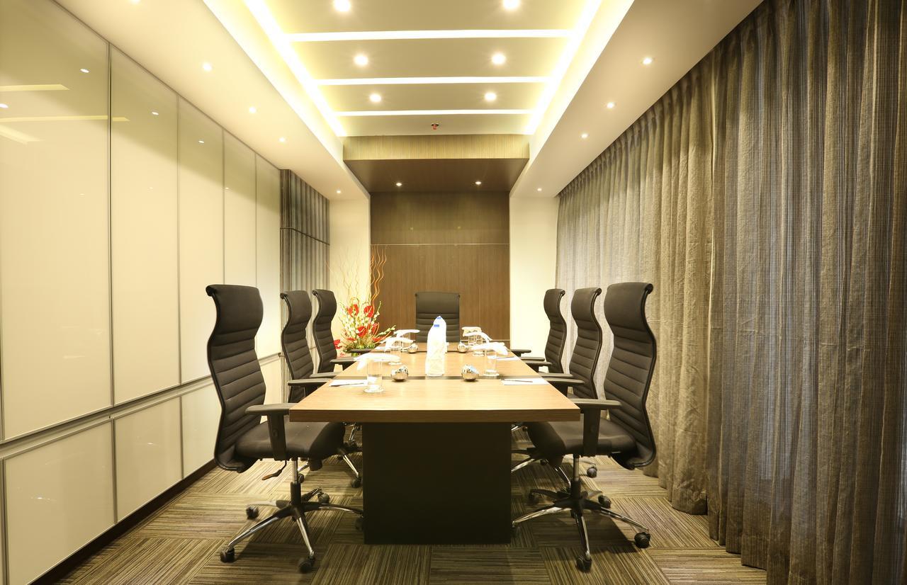 Grand Kakinada By Grt Hotels Luaran gambar
